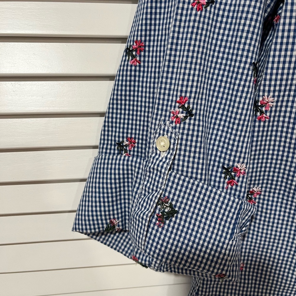 Talbots Pop-Over Shirt - Picture 4 of 10